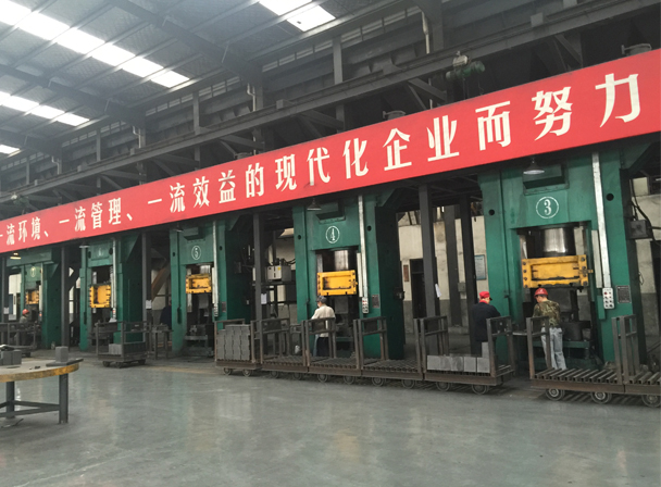眼界大開，想不到還有這么干凈的鎂碳磚廠